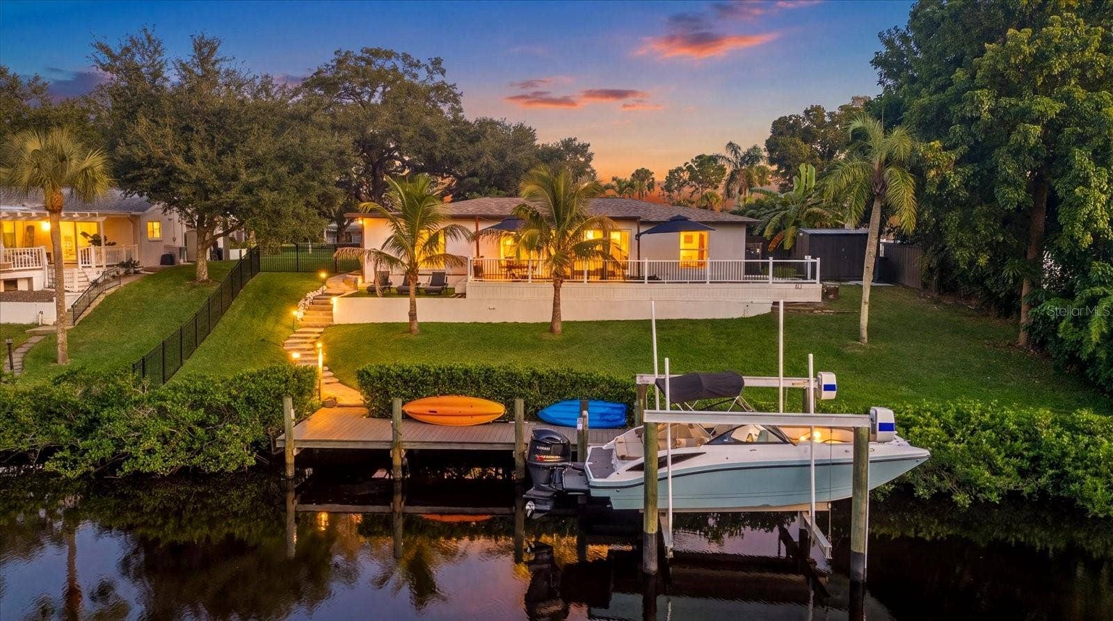 481 MAGELLAN DRIVE, Sarasota, FL 34243