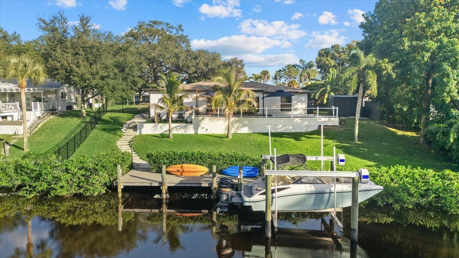 481 MAGELLAN DRIVE, Sarasota, FL 34243