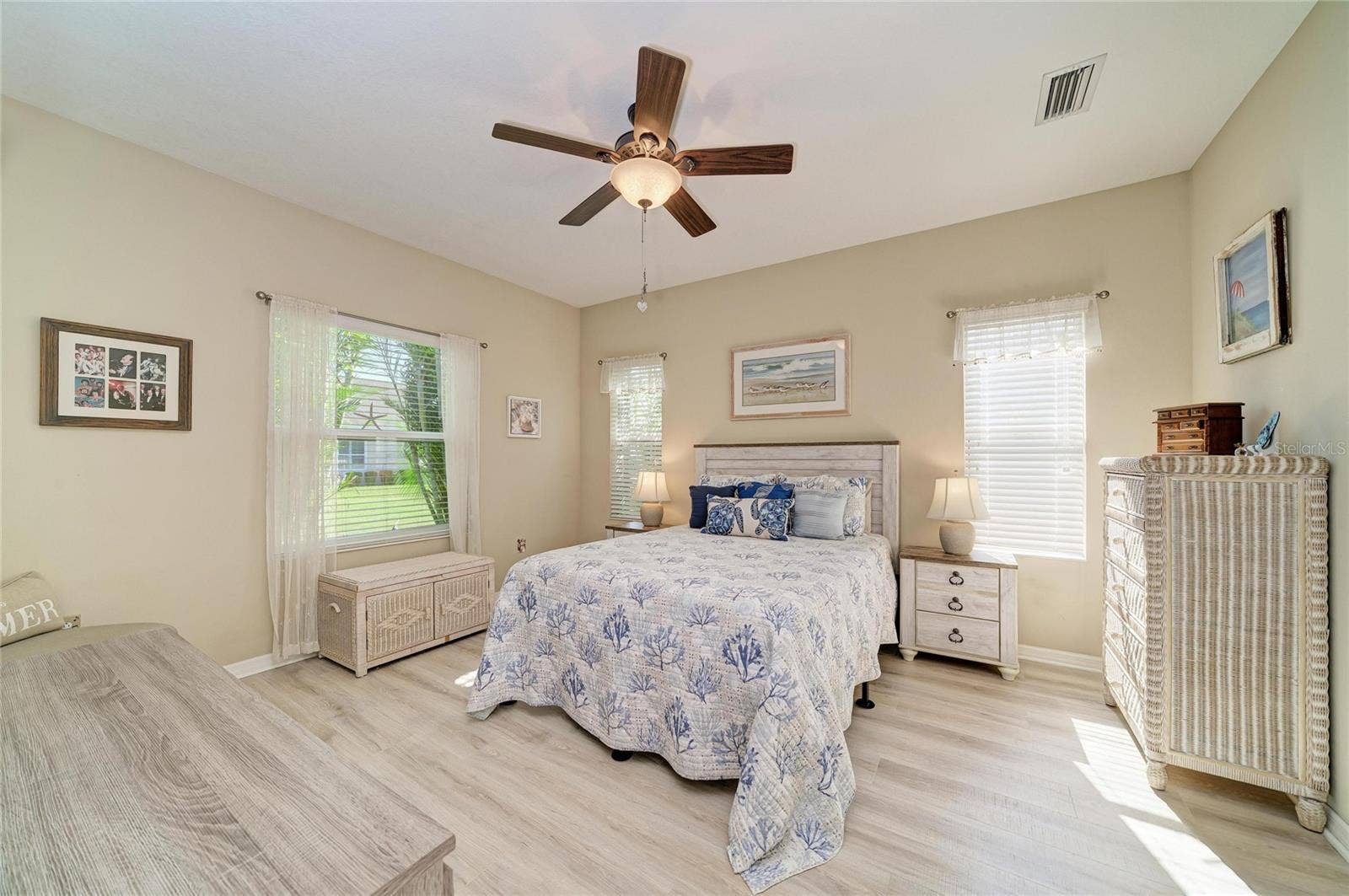 11728 FENNEMORE WAY, Parrish, FL 34219 11728 FENNEMORE WAY, Parrish, FL 34219
