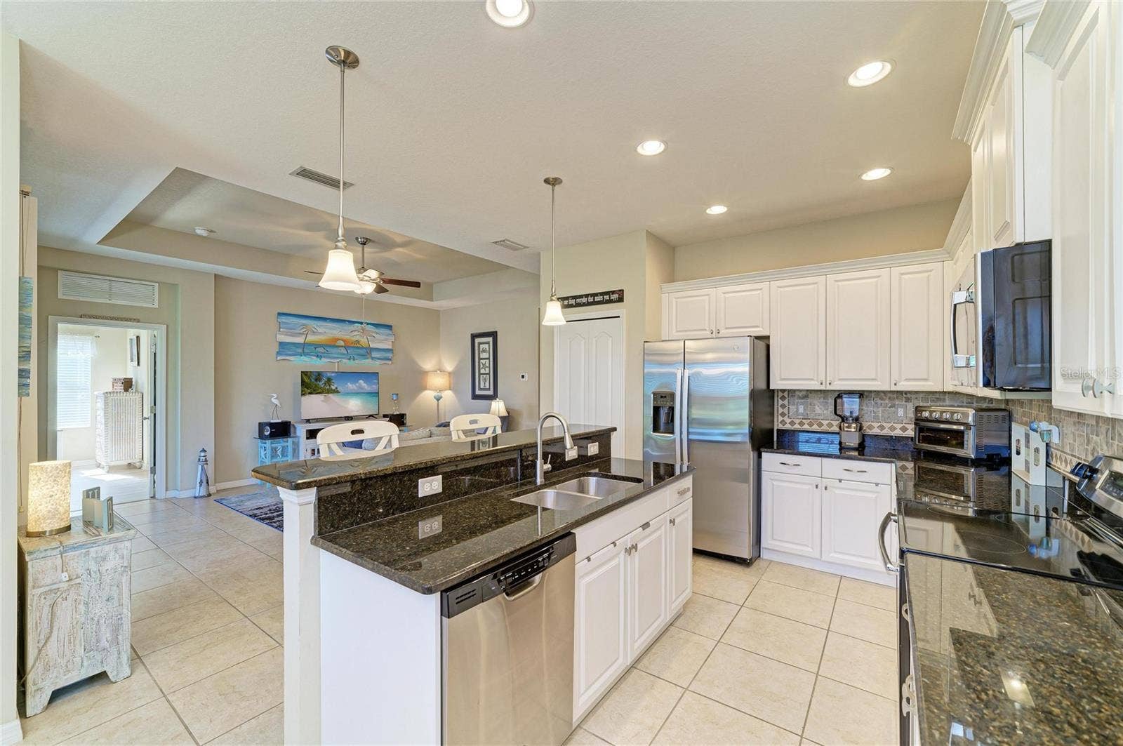 11728 FENNEMORE WAY, Parrish, FL 34219 11728 FENNEMORE WAY, Parrish, FL 34219