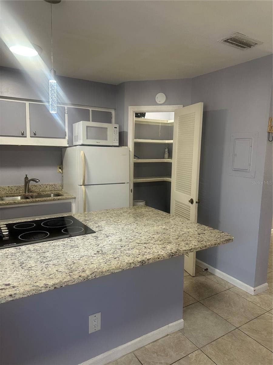 4507 9TH STREET W, #D8, Bradenton, FL 34207 4507 9TH STREET W, #D8, Bradenton, FL 34207
