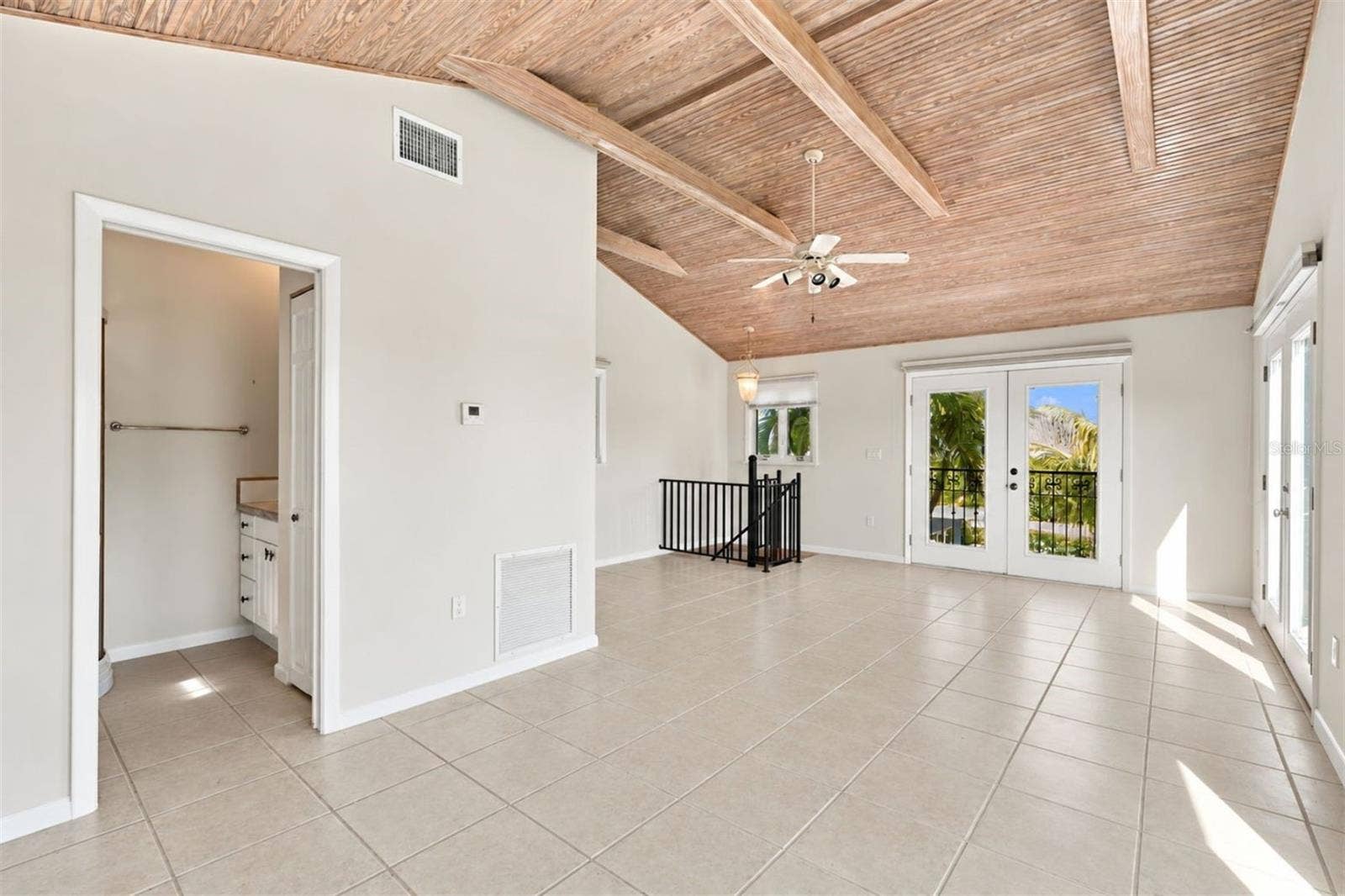 528 KEY ROYALE DRIVE, Holmes Beach, FL 34217