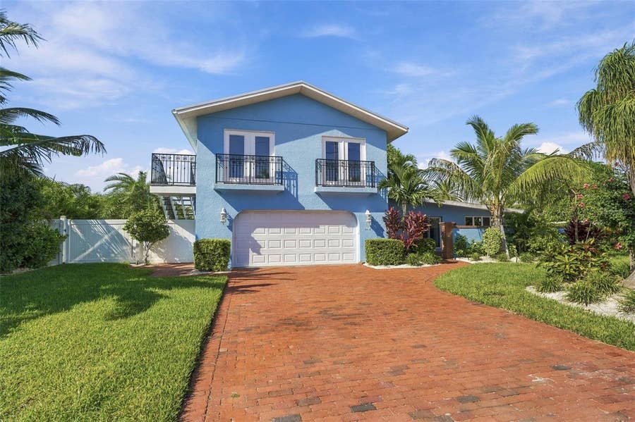 Property photo for 528 KEY ROYALE DRIVE, Holmes Beach, FL