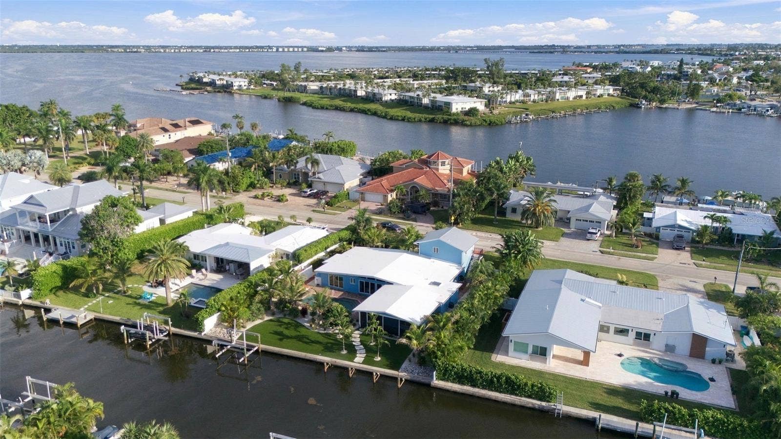 528 KEY ROYALE DRIVE, Holmes Beach, FL 34217