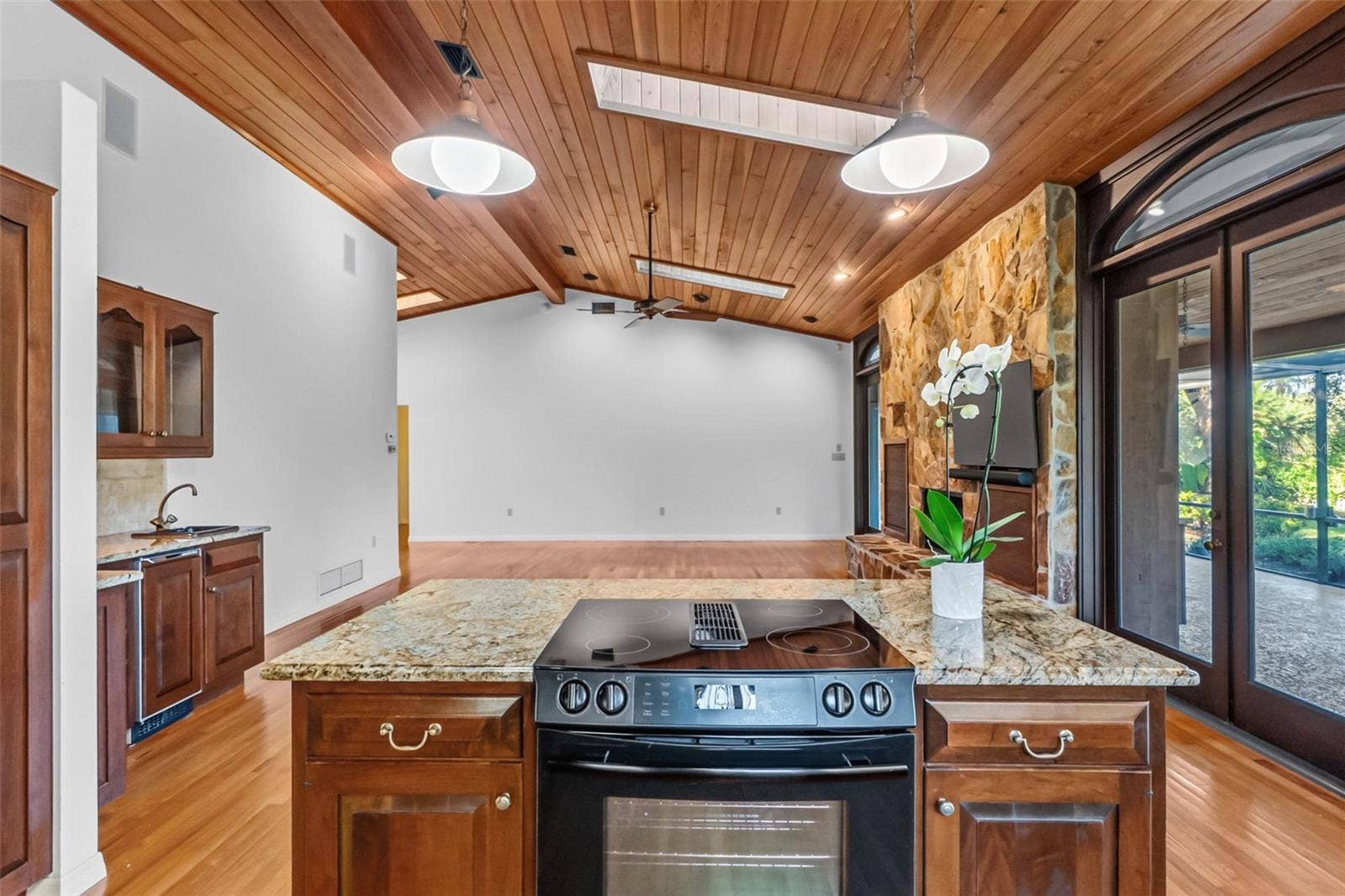 5122 KESTRAL PARK S, Sarasota, FL 34231 5122 KESTRAL PARK S, Sarasota, FL 34231