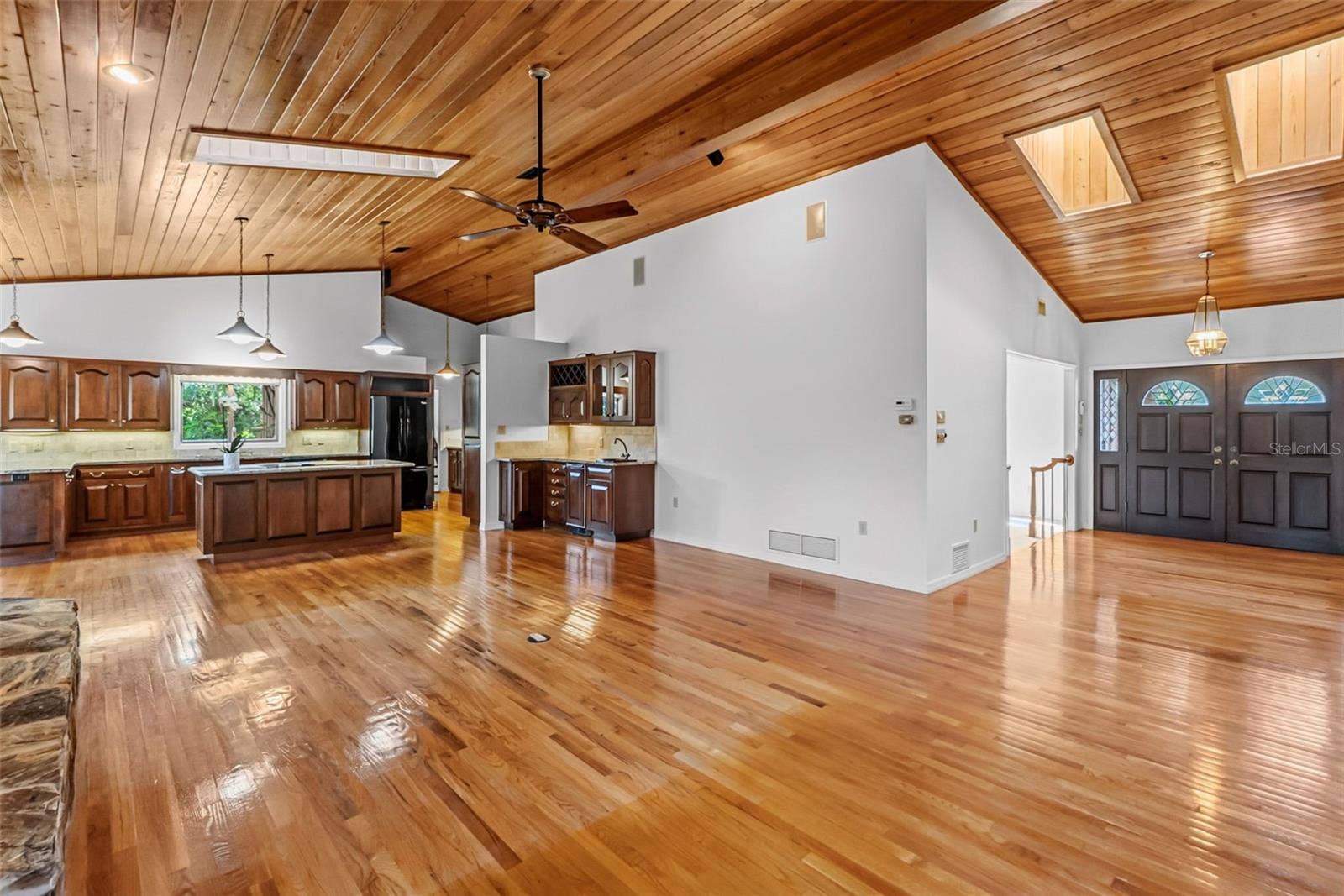 5122 KESTRAL PARK S, Sarasota, FL 34231 5122 KESTRAL PARK S, Sarasota, FL 34231