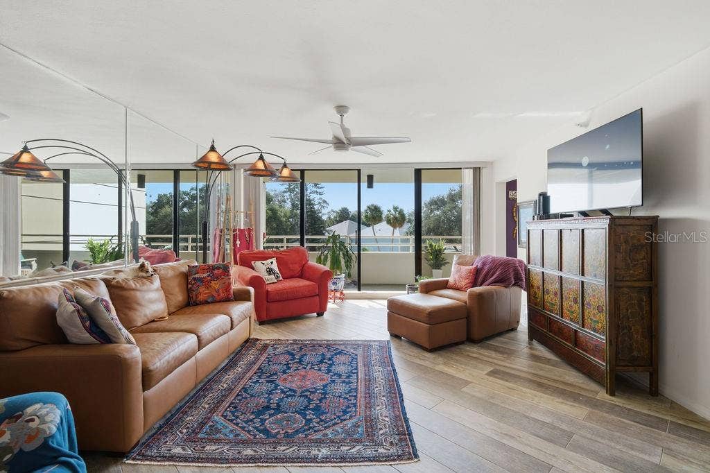 5940 PELICAN BAY PLAZA S, #203, Gulfport, FL 33707 5940 PELICAN BAY PLAZA S, #203, Gulfport, FL 33707