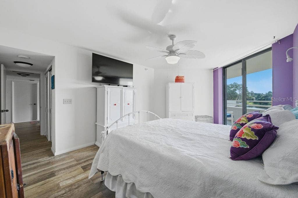 5940 PELICAN BAY PLAZA S, #203, Gulfport, FL 33707 5940 PELICAN BAY PLAZA S, #203, Gulfport, FL 33707