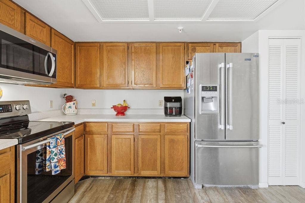 5940 PELICAN BAY PLAZA S, #203, Gulfport, FL 33707 5940 PELICAN BAY PLAZA S, #203, Gulfport, FL 33707