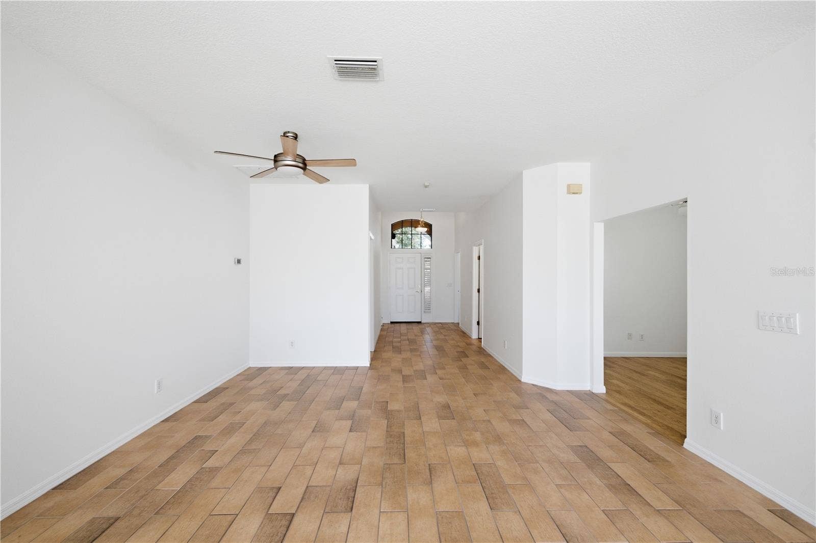 8013 STIRLING FALLS CIRCLE, Sarasota, FL 34243 8013 STIRLING FALLS CIRCLE, Sarasota, FL 34243