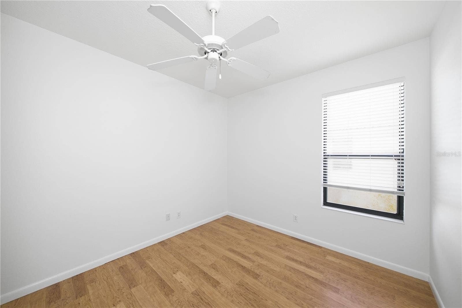8013 STIRLING FALLS CIRCLE, Sarasota, FL 34243 8013 STIRLING FALLS CIRCLE, Sarasota, FL 34243