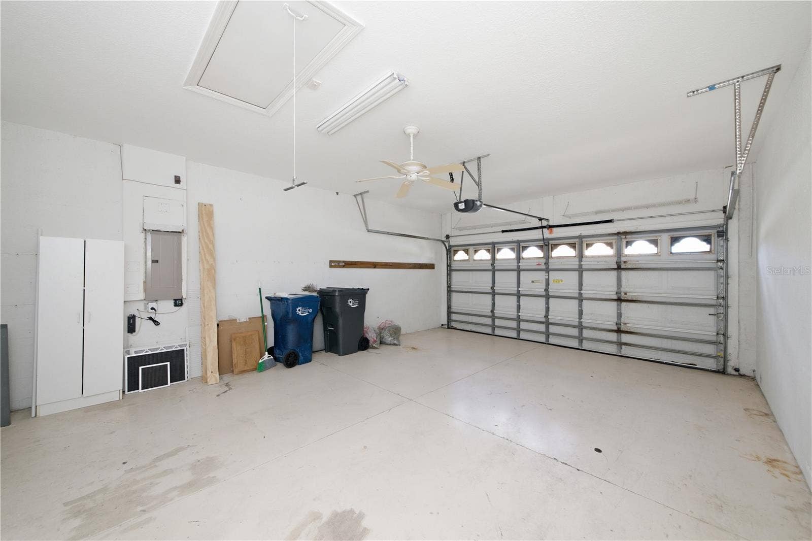 8013 STIRLING FALLS CIRCLE, Sarasota, FL 34243 8013 STIRLING FALLS CIRCLE, Sarasota, FL 34243