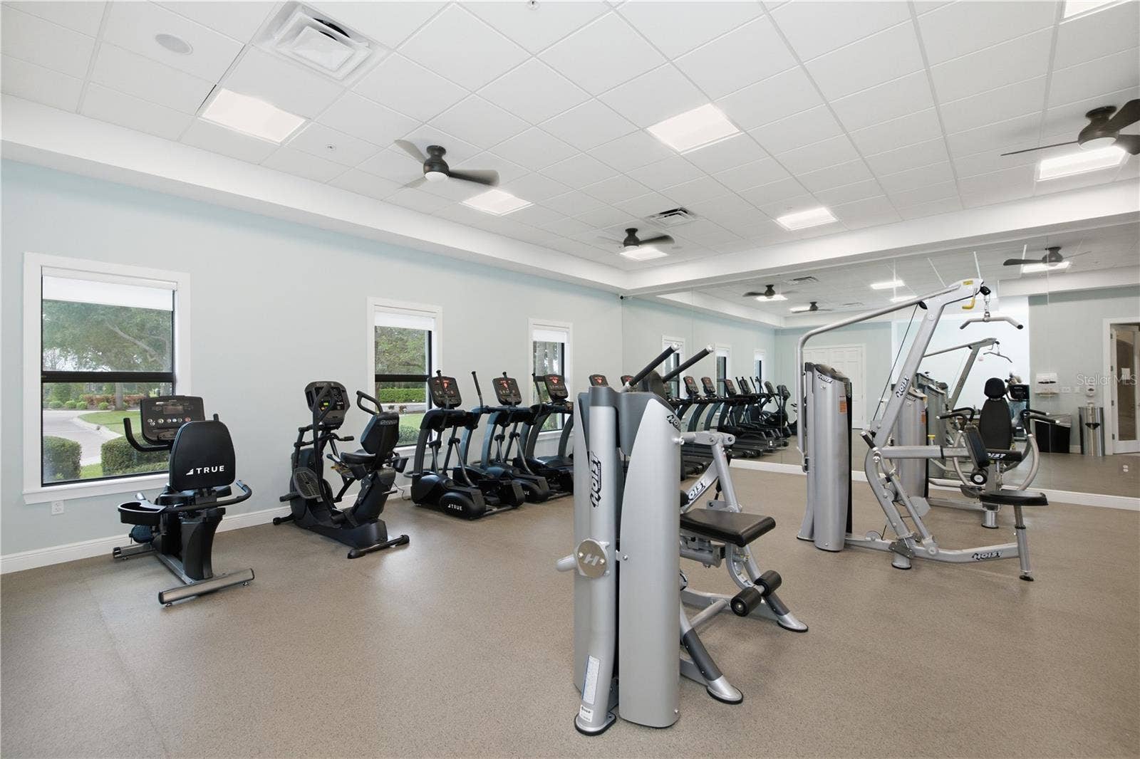 8013 STIRLING FALLS CIRCLE, Sarasota, FL 34243 8013 STIRLING FALLS CIRCLE, Sarasota, FL 34243