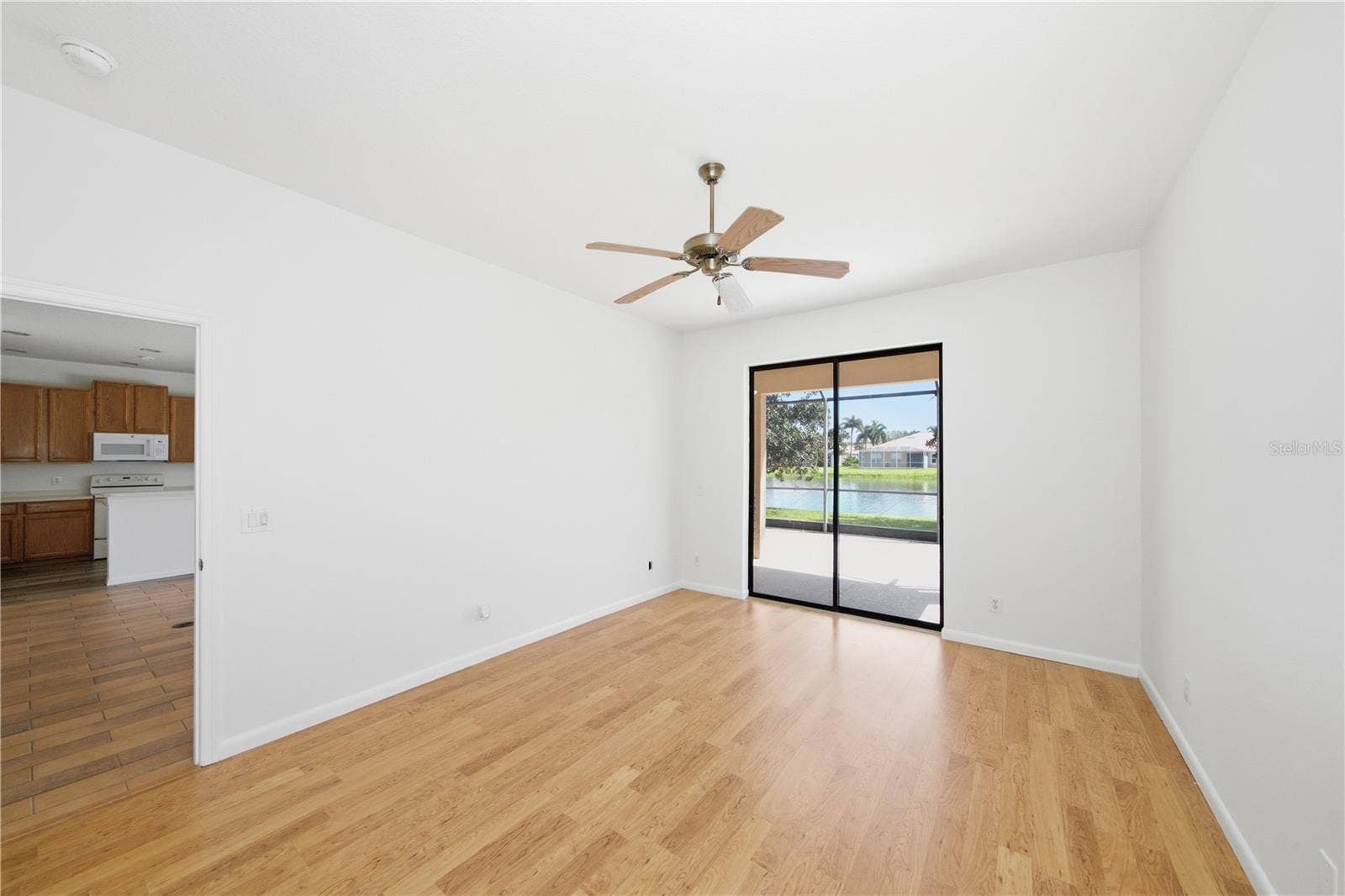 8013 STIRLING FALLS CIRCLE, Sarasota, FL 34243 8013 STIRLING FALLS CIRCLE, Sarasota, FL 34243
