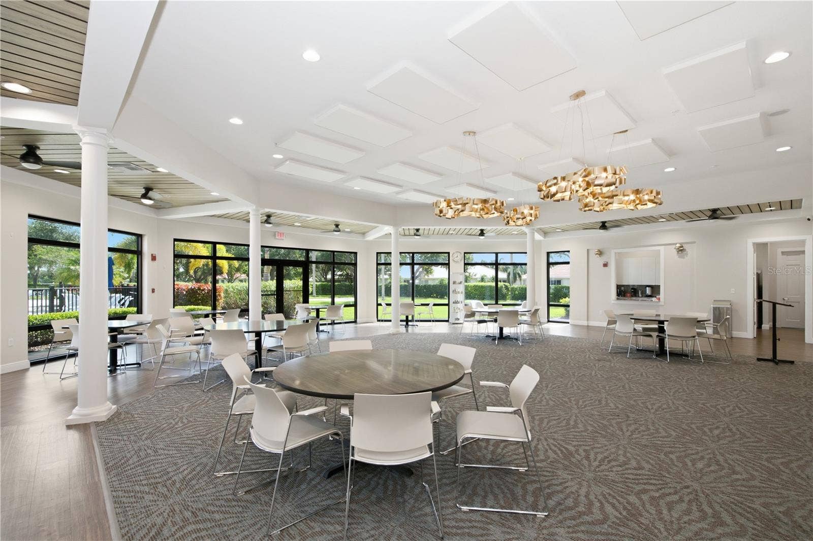 8013 STIRLING FALLS CIRCLE, Sarasota, FL 34243 8013 STIRLING FALLS CIRCLE, Sarasota, FL 34243