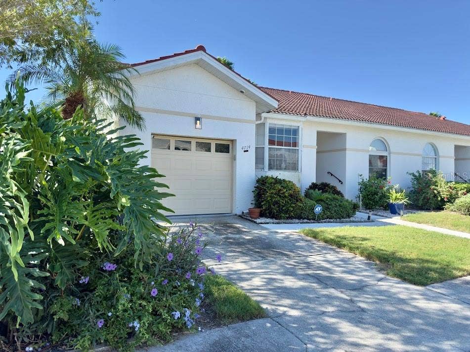 4714 61ST AVENUE TERRACE W, Bradenton, FL 34210 4714 61ST AVENUE TERRACE W, Bradenton, FL 34210