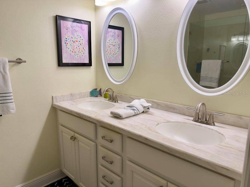 4714 61ST AVENUE TERRACE W, Bradenton, FL 34210 4714 61ST AVENUE TERRACE W, Bradenton, FL 34210