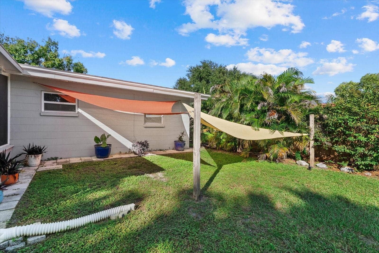 5766 37TH AVENUE N, St Petersburg, FL 33710 5766 37TH AVENUE N, St Petersburg, FL 33710