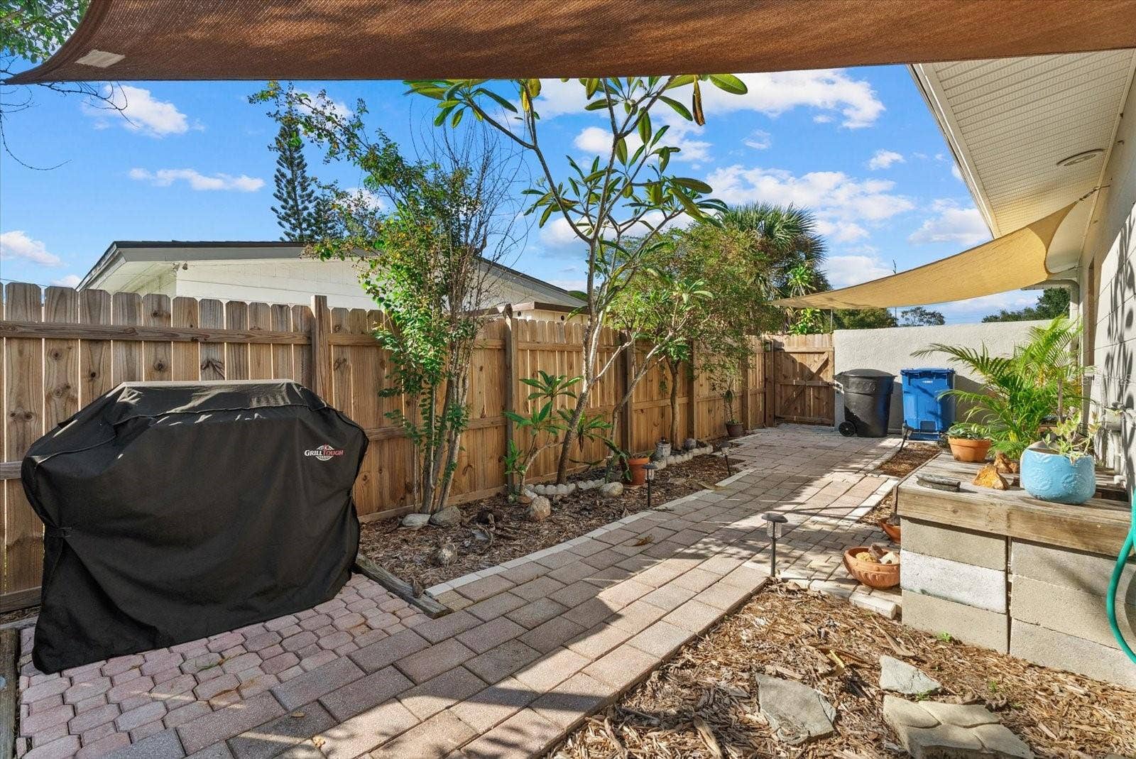 5766 37TH AVENUE N, St Petersburg, FL 33710 5766 37TH AVENUE N, St Petersburg, FL 33710