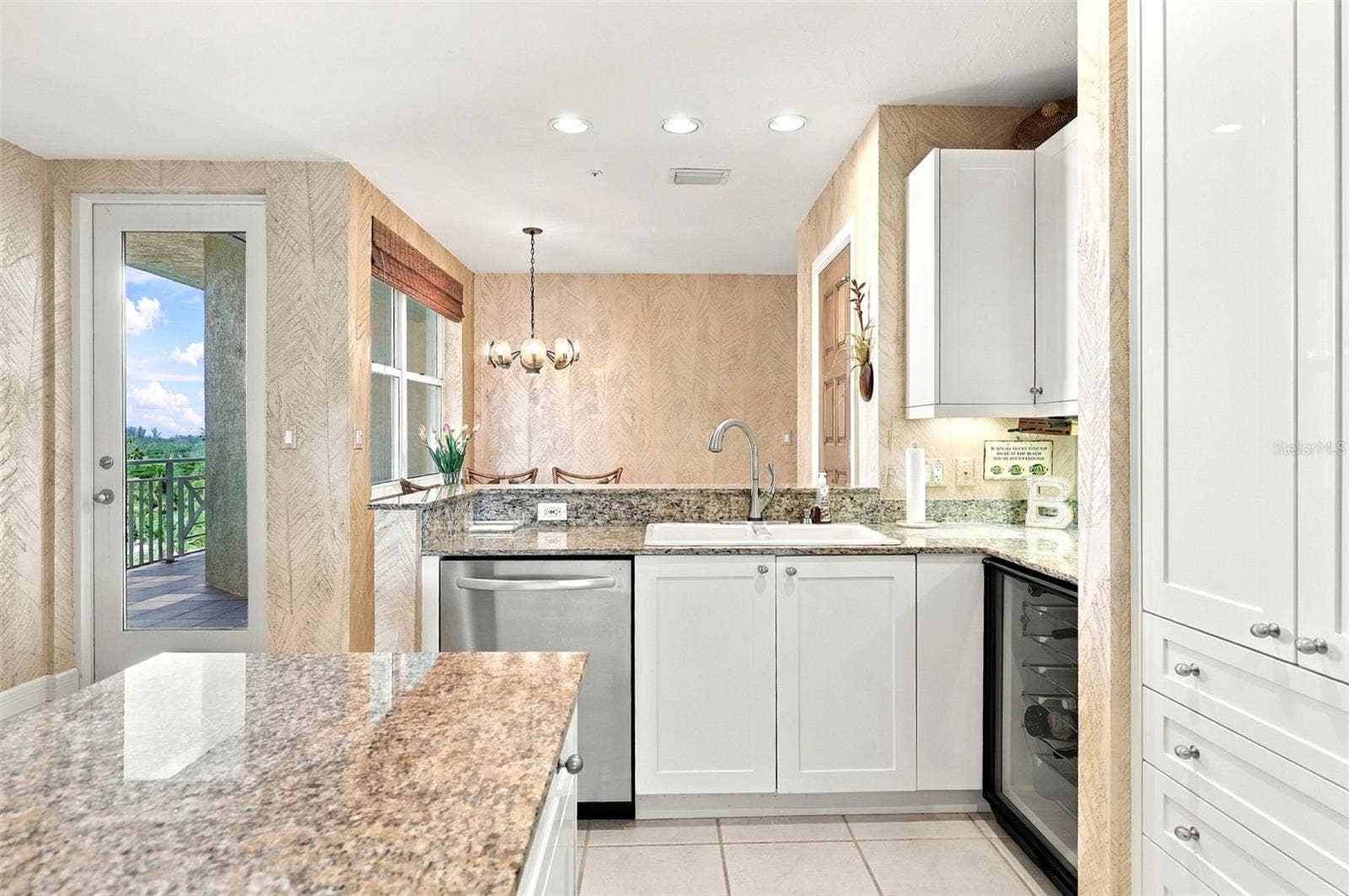 2185 GULF OF MEXICO DRIVE, #243, Longboat Key, FL 34228 2185 GULF OF MEXICO DRIVE, #243, Longboat Key, FL 34228