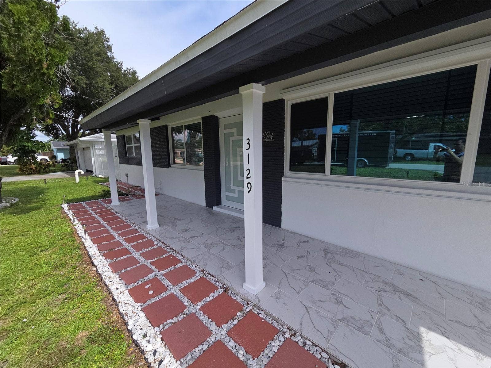 3129 BALDWIN AVENUE, Sarasota, FL 34232 3129 BALDWIN AVENUE, Sarasota, FL 34232