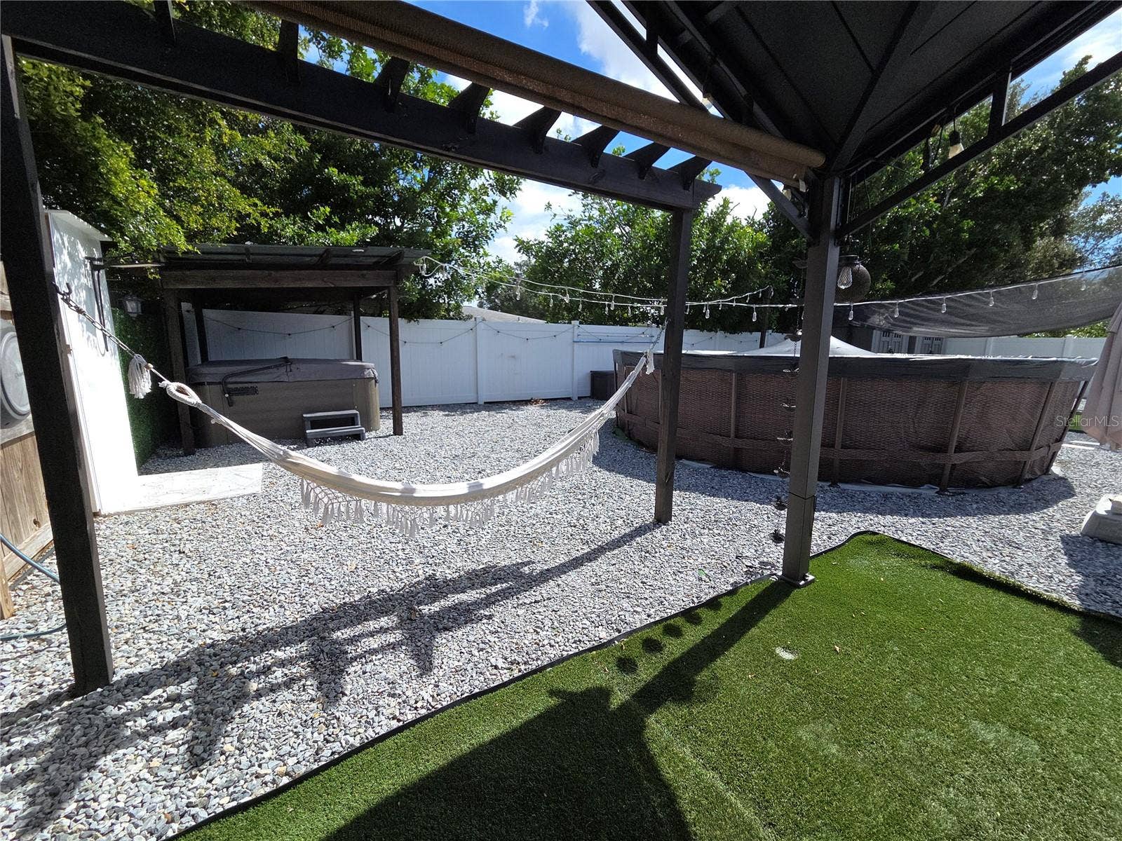 3129 BALDWIN AVENUE, Sarasota, FL 34232 3129 BALDWIN AVENUE, Sarasota, FL 34232