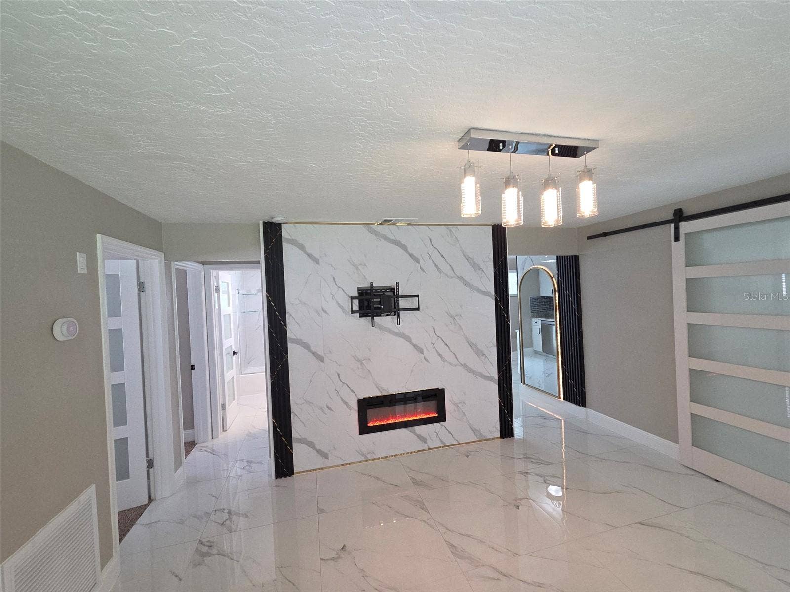 3129 BALDWIN AVENUE, Sarasota, FL 34232 3129 BALDWIN AVENUE, Sarasota, FL 34232