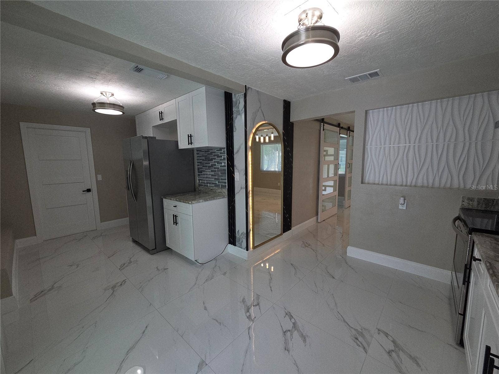3129 BALDWIN AVENUE, Sarasota, FL 34232 3129 BALDWIN AVENUE, Sarasota, FL 34232