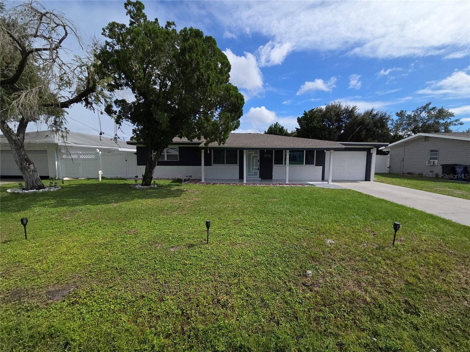 3129 BALDWIN AVENUE, Sarasota, FL 34232 3129 BALDWIN AVENUE, Sarasota, FL 34232