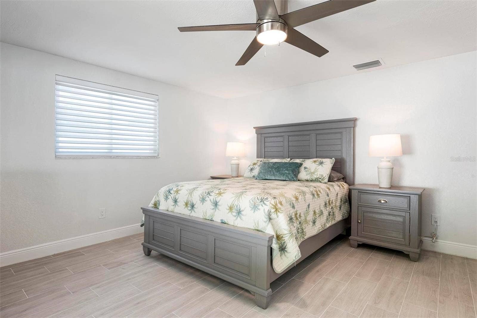 504 69TH STREET, Holmes Beach, FL 34217 Bedroom 3