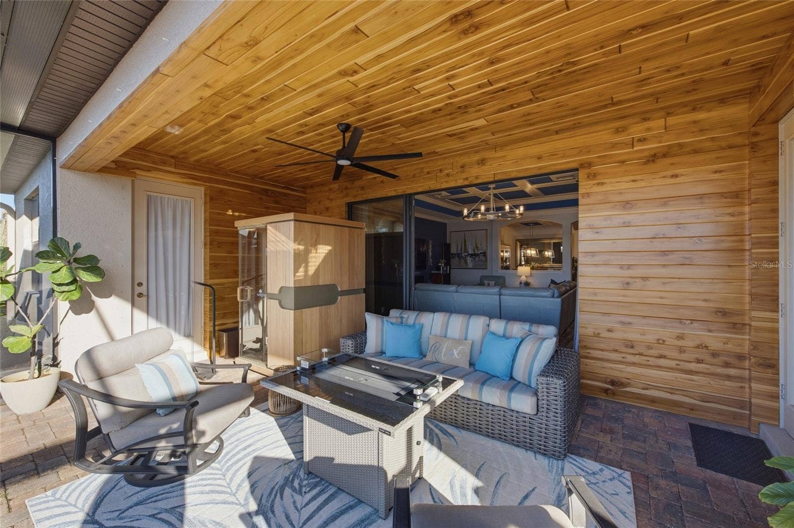 6726 ROOKERY LAKE DRIVE, Bradenton, FL 34212 Lanai with Teak Wood Awning