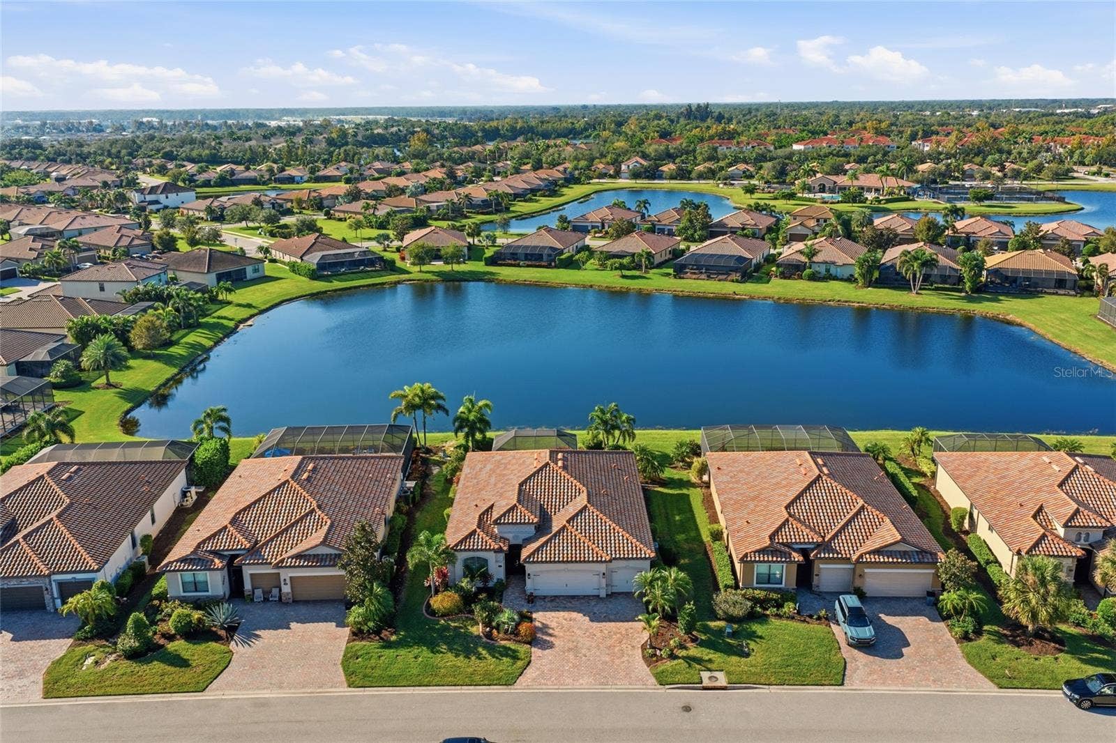 6726 ROOKERY LAKE DRIVE, Bradenton, FL 34212 6726 ROOKERY LAKE DRIVE, Bradenton, FL 34212