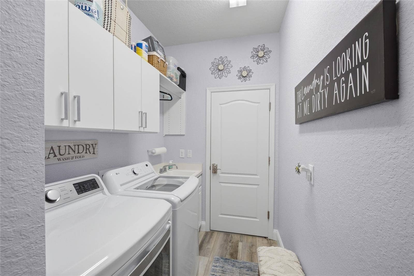 6726 ROOKERY LAKE DRIVE, Bradenton, FL 34212 Laundry Room