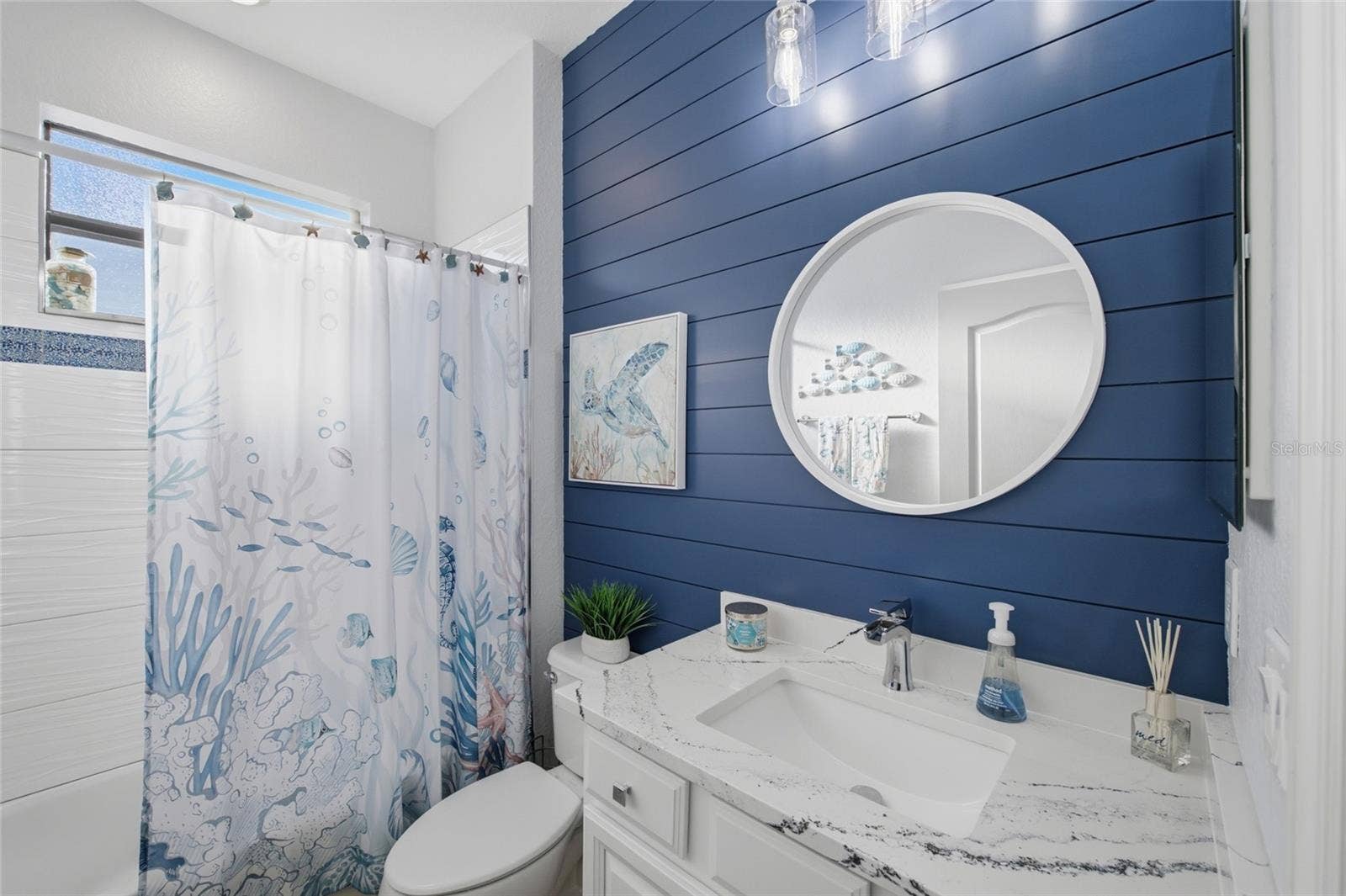 6726 ROOKERY LAKE DRIVE, Bradenton, FL 34212 Full Bathroom