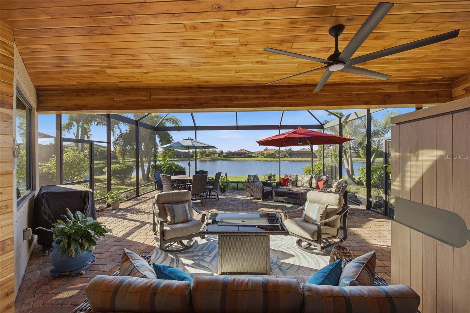 6726 ROOKERY LAKE DRIVE, Bradenton, FL 34212 Lanai with Teak Wood Awning