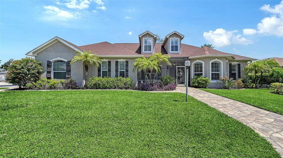 Property photo for 3974 SERENITY CIRCLE, Sarasota, FL