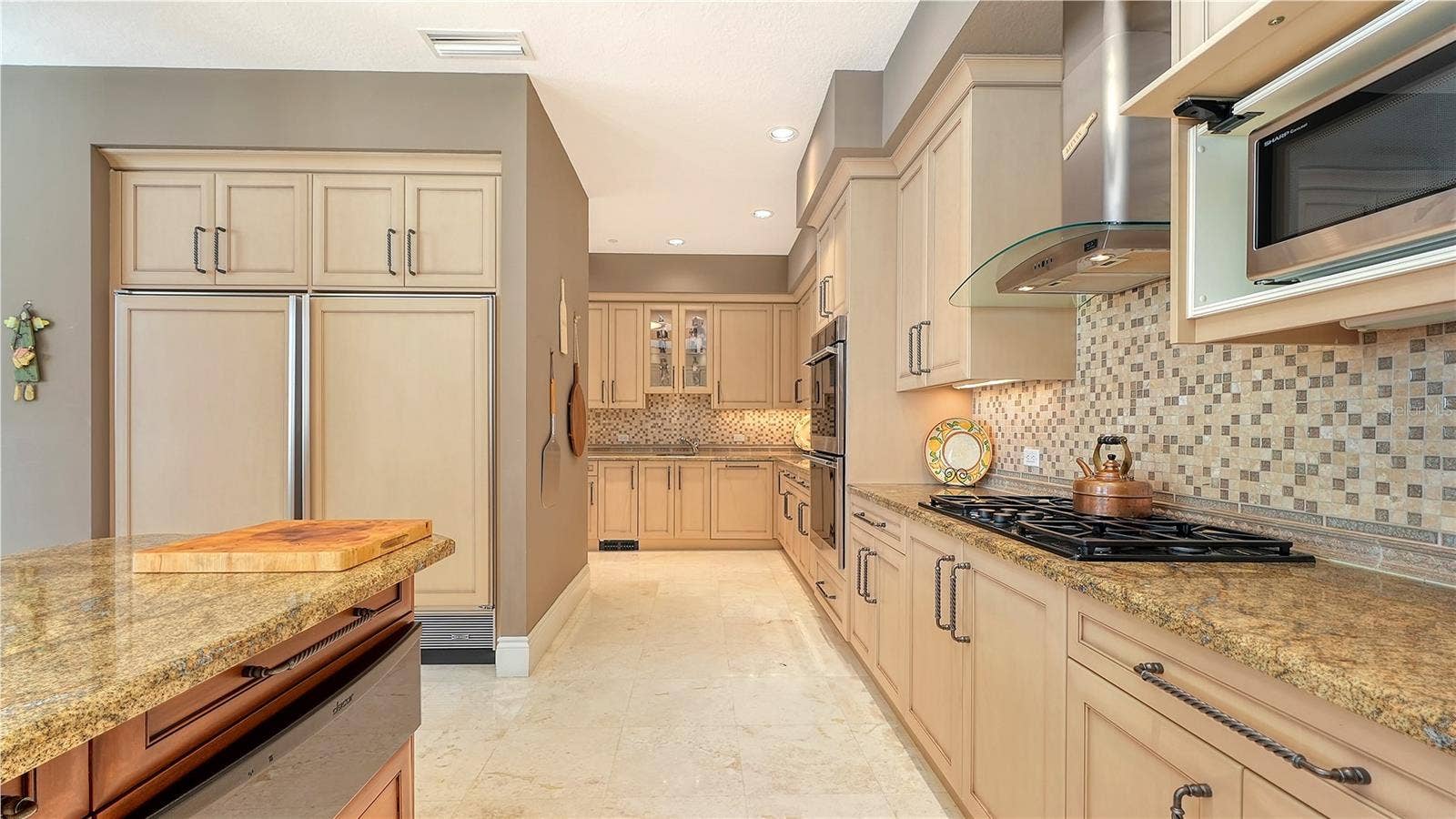 2050 BENJAMIN FRANKLIN DRIVE, #PH1102, Sarasota, FL 34236