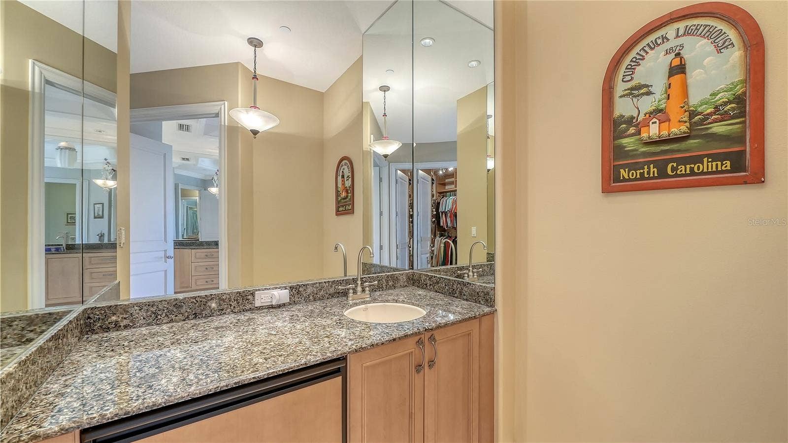 2050 BENJAMIN FRANKLIN DRIVE, #PH1102, Sarasota, FL 34236