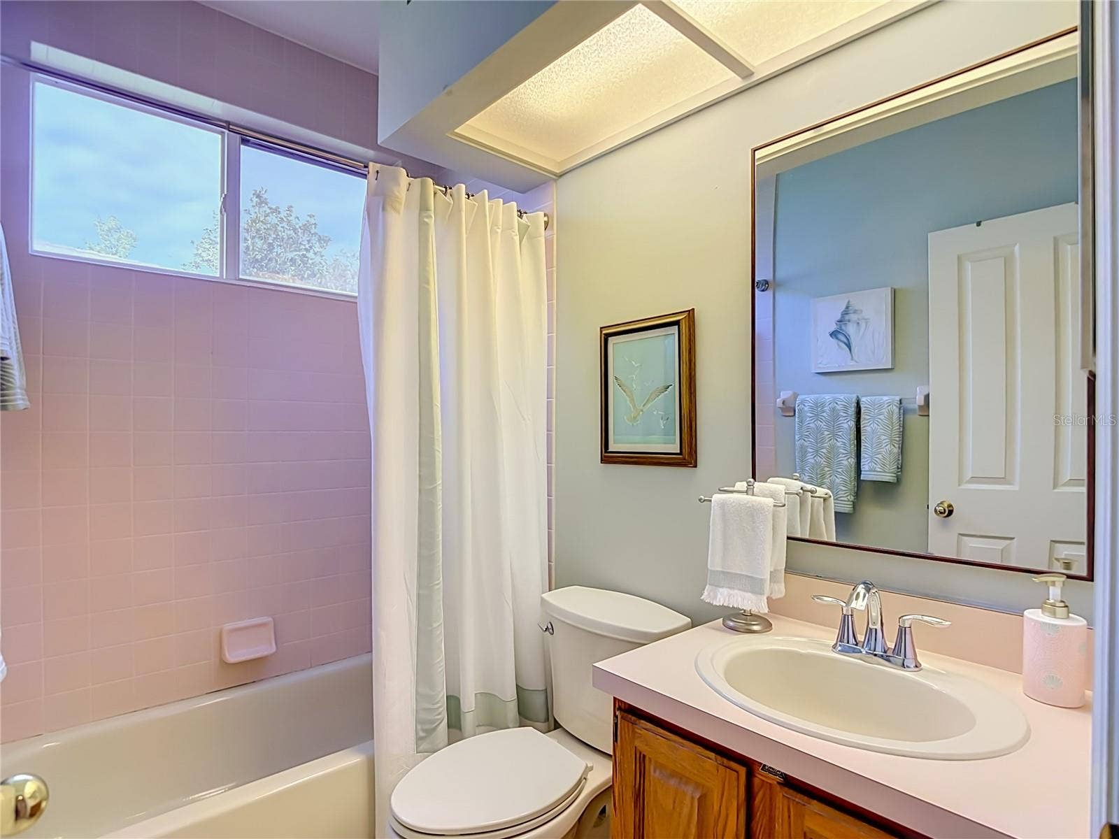 8704 BROADGREEN COURT, Tampa, FL 33647