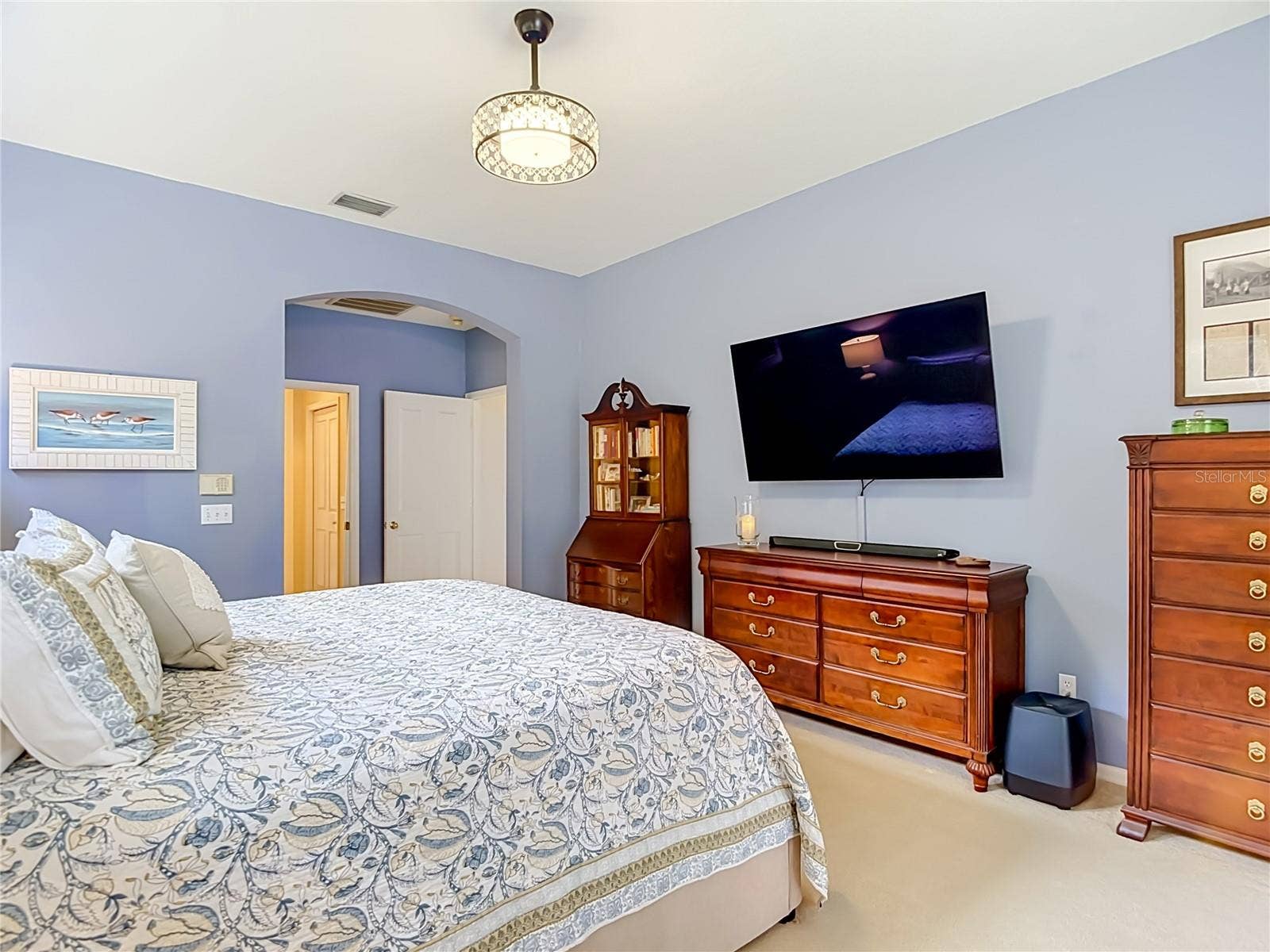 8704 BROADGREEN COURT, Tampa, FL 33647