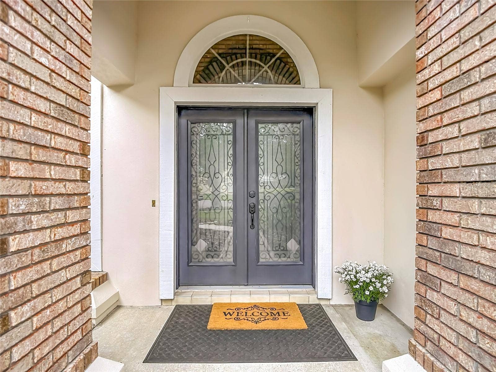 8704 BROADGREEN COURT, Tampa, FL 33647