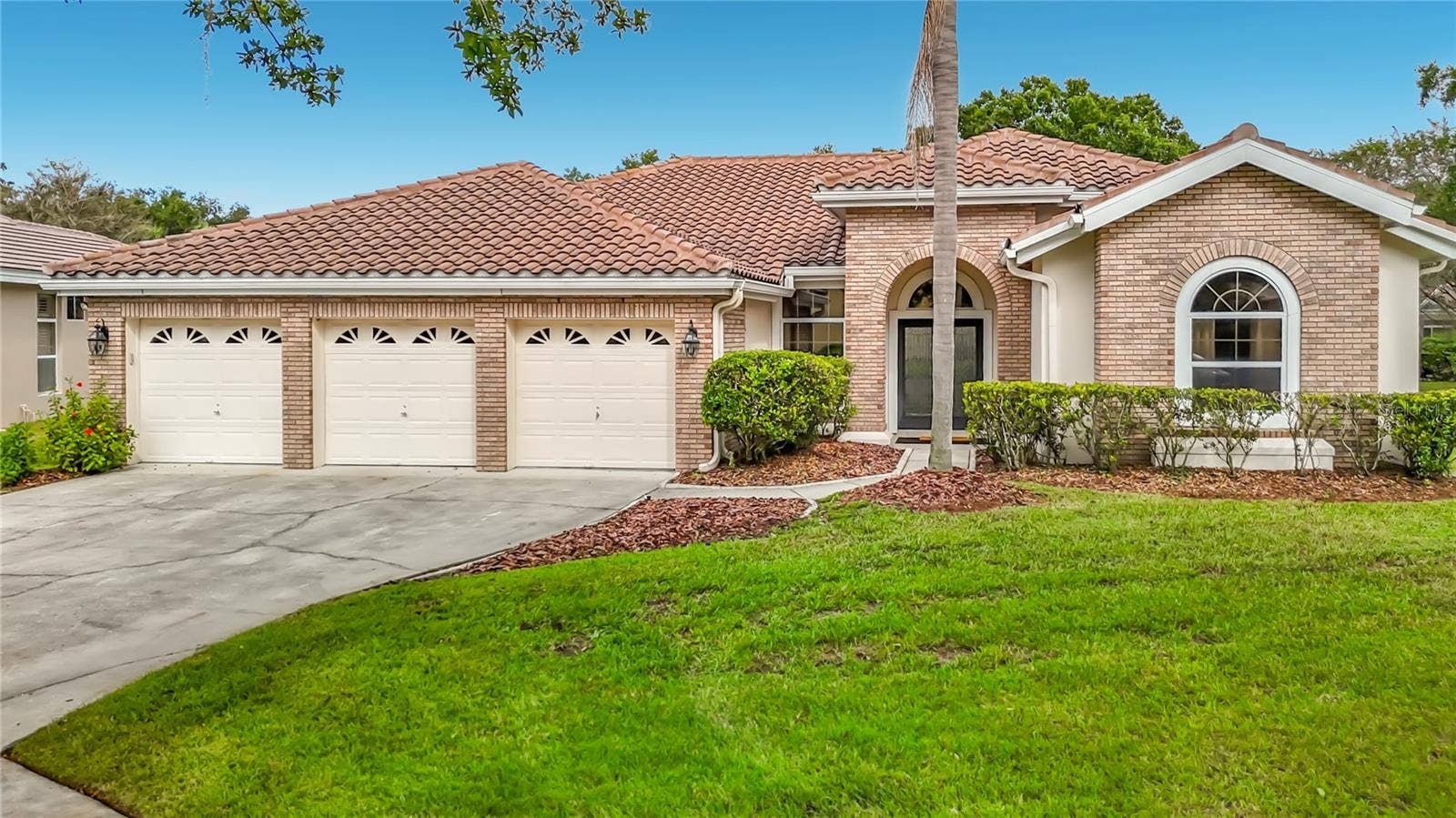 8704 BROADGREEN COURT, Tampa, FL 33647