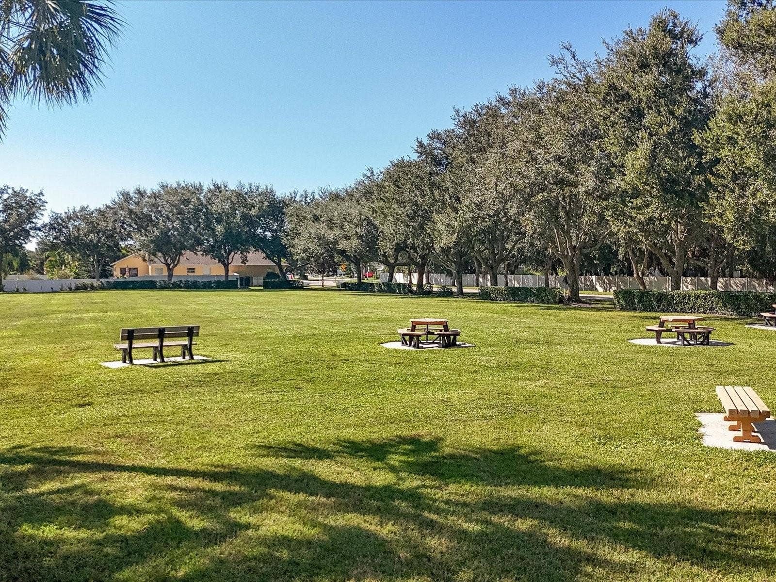 2811 46TH STREET E, Palmetto, FL 34221 2811 46TH STREET E, Palmetto, FL 34221