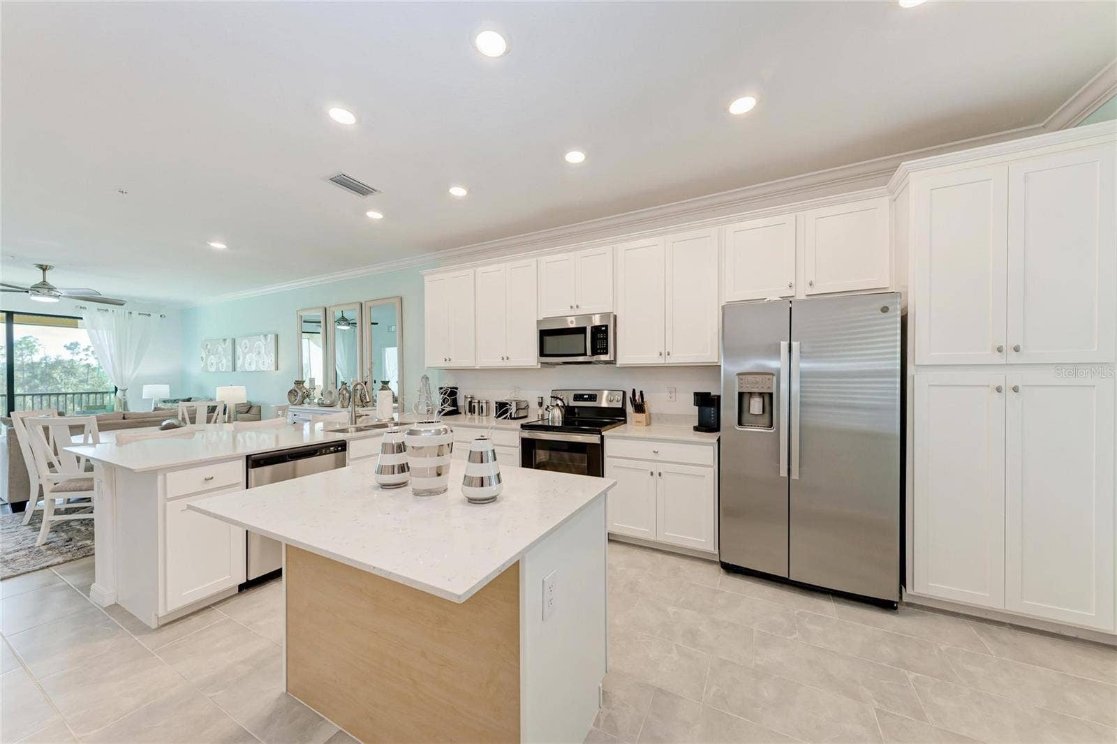 18114 GAWTHROP DRIVE, #404, Bradenton, FL 34211