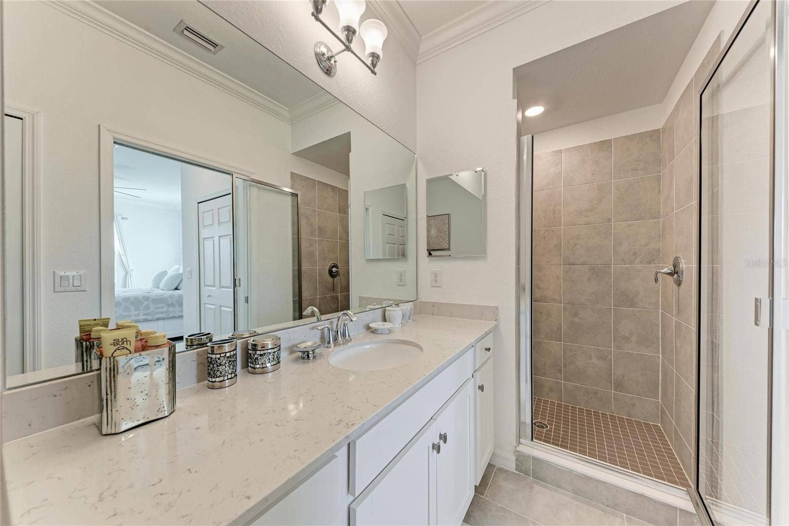 18114 GAWTHROP DRIVE, #404, Bradenton, FL 34211