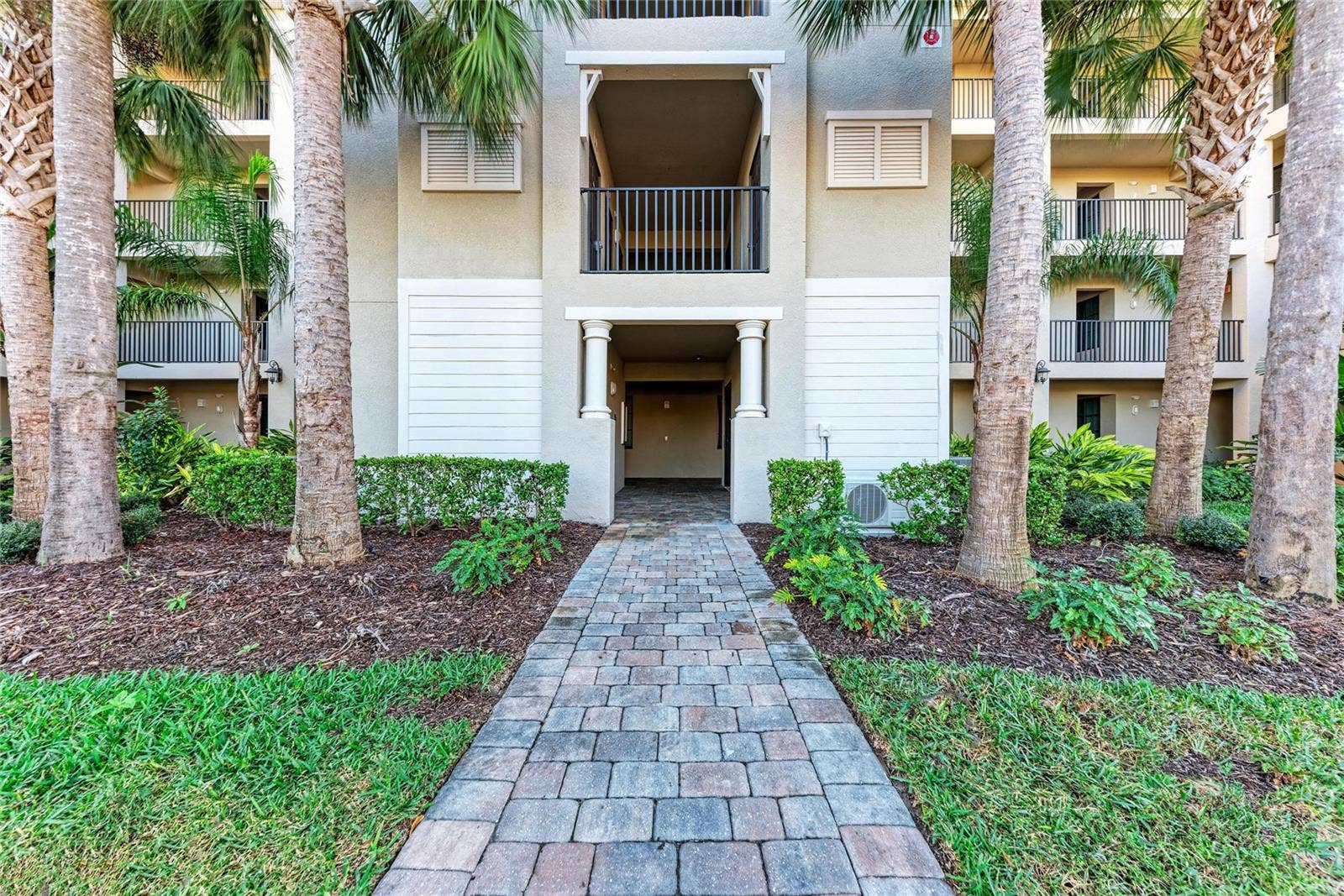 18114 GAWTHROP DRIVE, #404, Bradenton, FL 34211