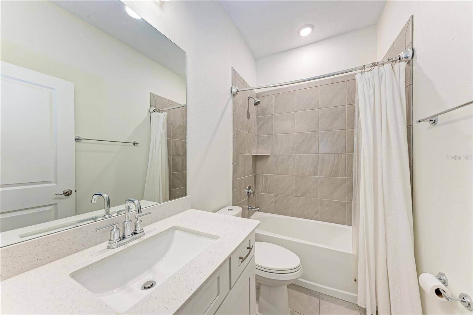 497 FIREBUSH DRIVE, Nokomis, FL 34275