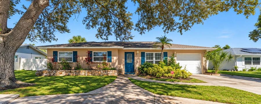 Property photo for 5363 FOXWOOD DRIVE, Sarasota, FL