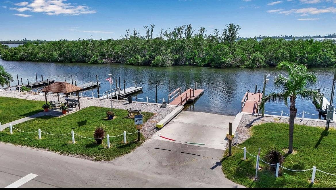 10315 CORTEZ RD W, #8-5TH 5TH STREET, Bradenton, FL 34210 10315 CORTEZ RD W, #8-5TH 5TH STREET, Bradenton, FL 34210
