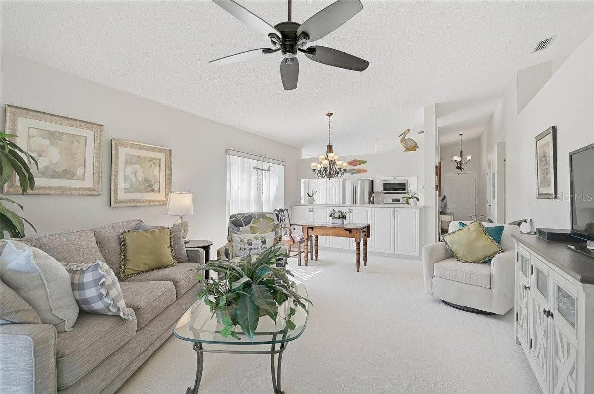 4214 CADDIE DRIVE E, #204, Bradenton, FL 34203 4214 CADDIE DRIVE E, #204, Bradenton, FL 34203